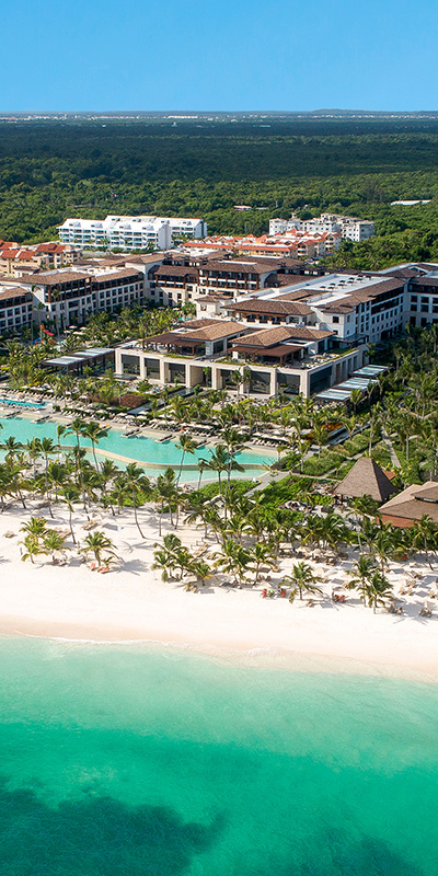  Iconic aerial image of the Lopesan Costa Bávaro hotel, Resort, Spa & Casino in Punta Cana 